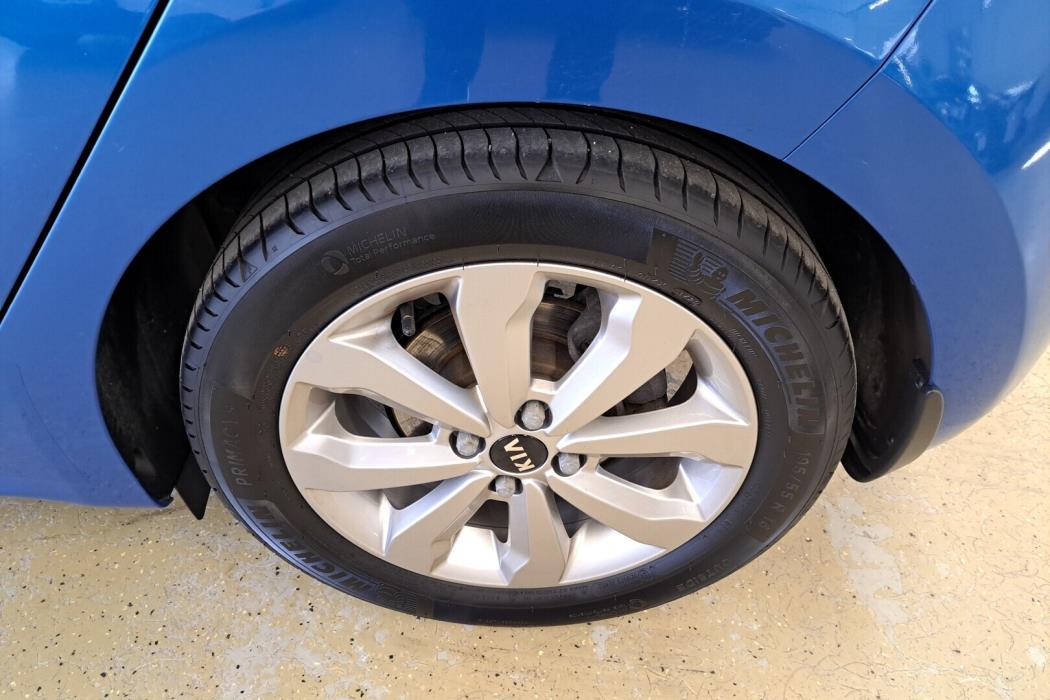KIA Rio 2021