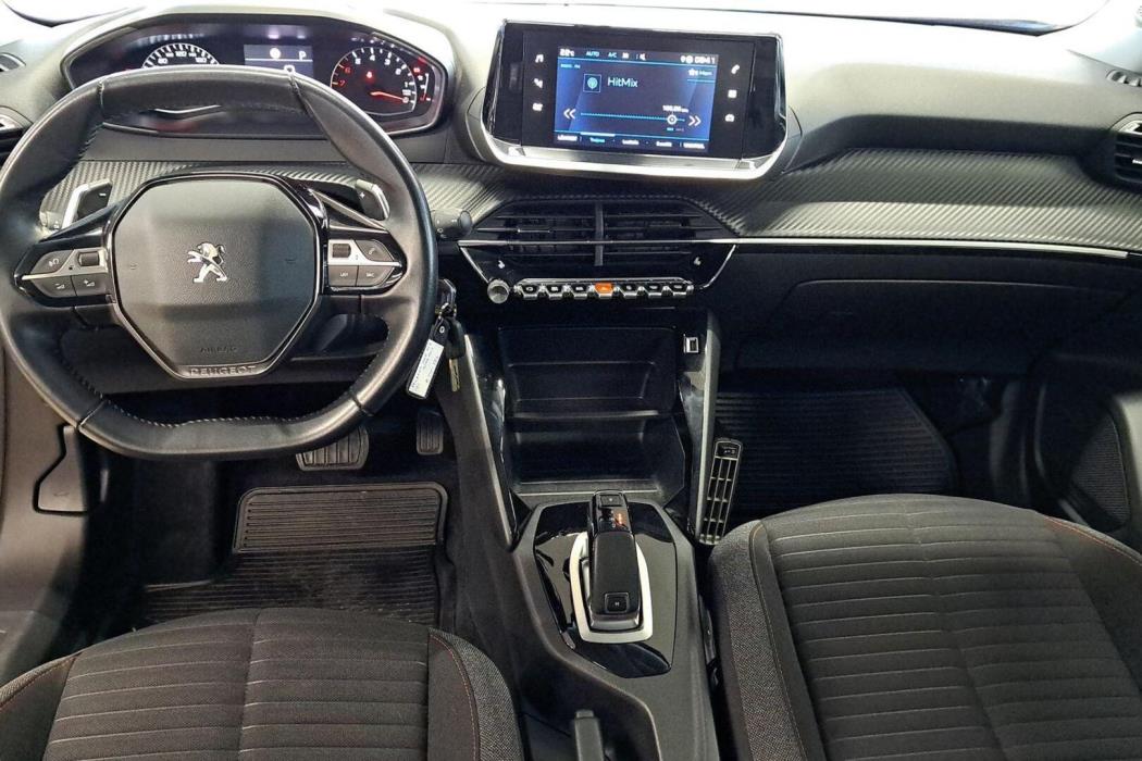 PEUGEOT 2008 2021