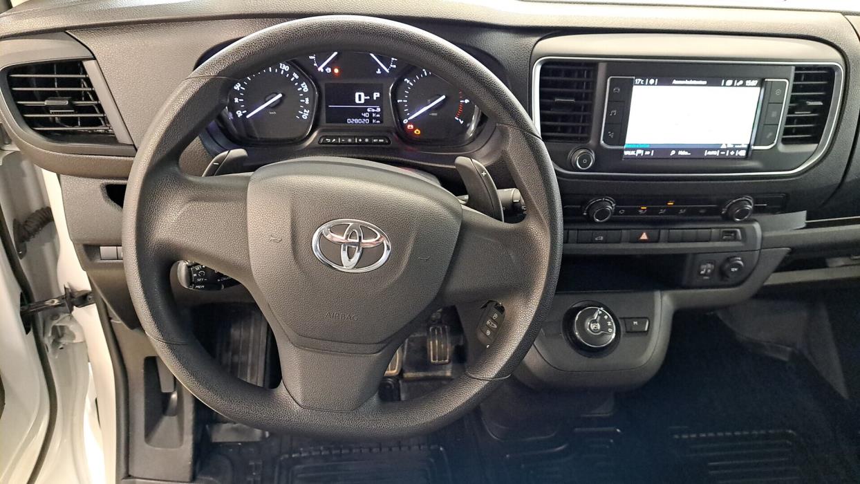 TOYOTA Proace 2023