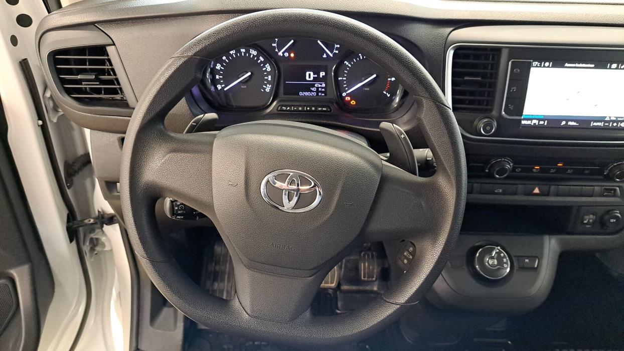 TOYOTA Proace 2023
