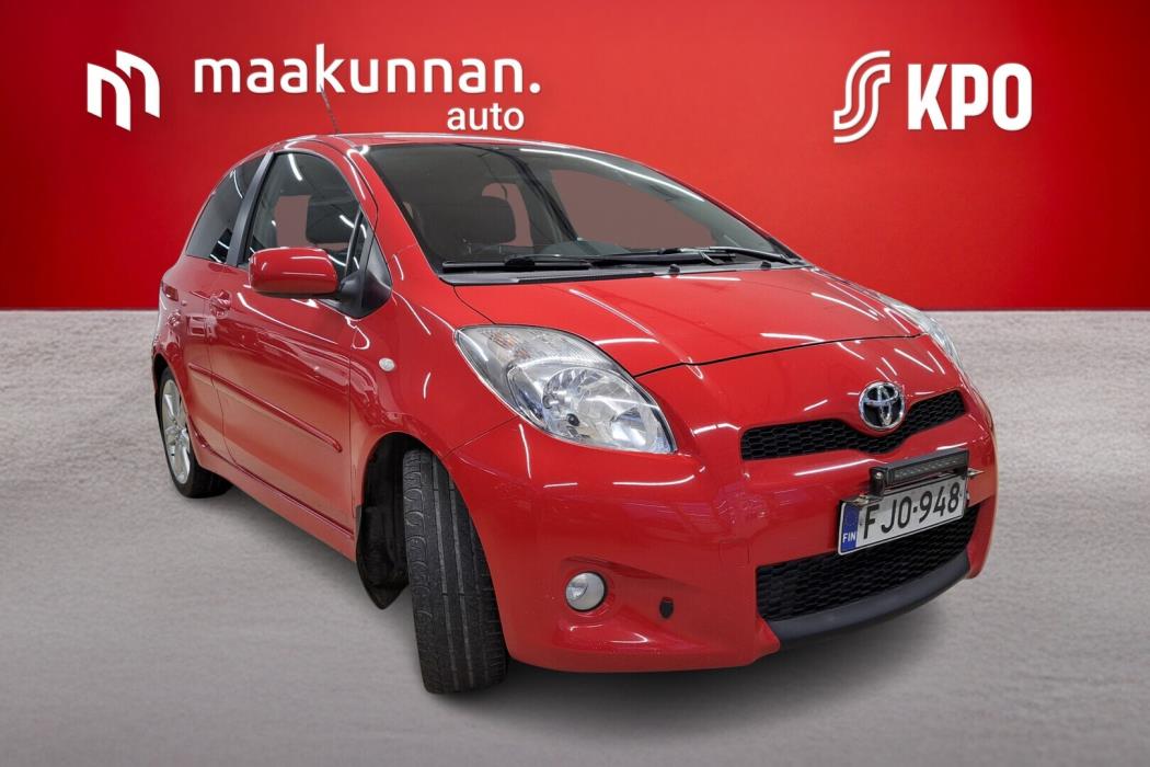 TOYOTA Yaris 2010