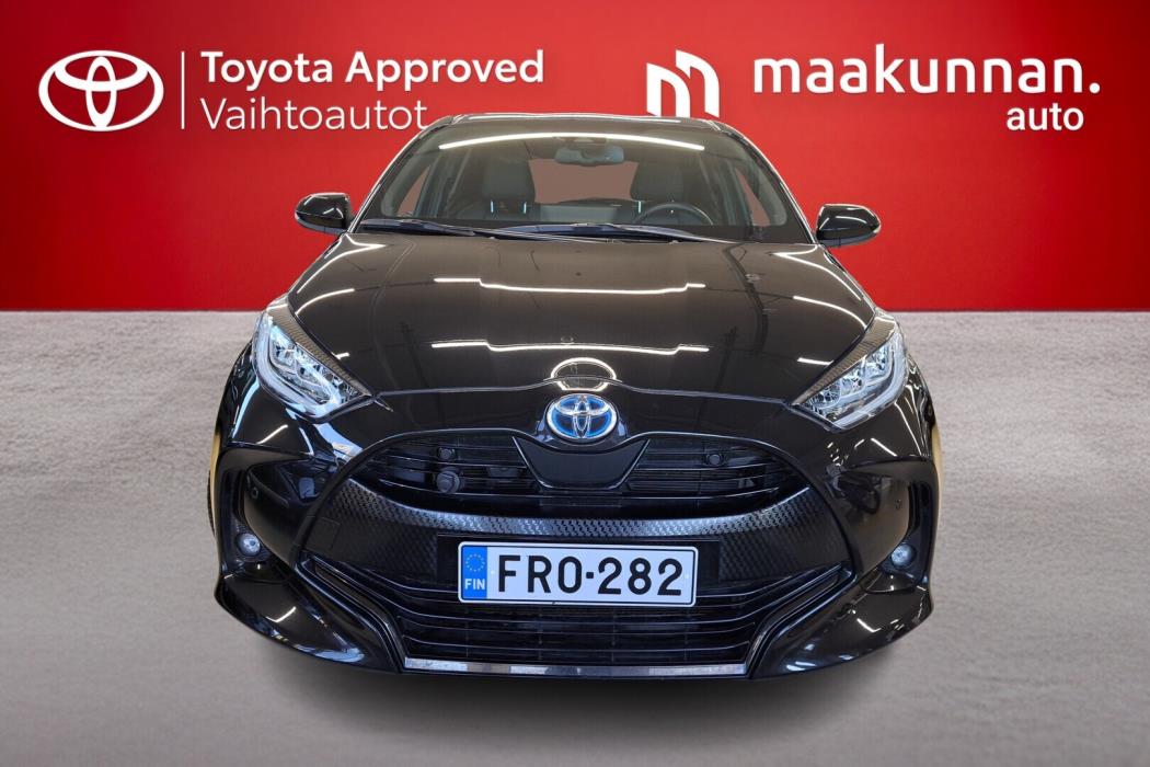 TOYOTA Yaris 2023
