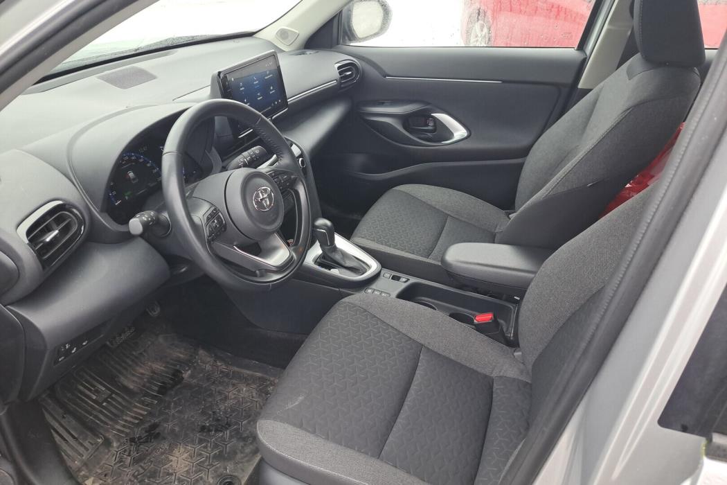 TOYOTA Yaris Cross 2022