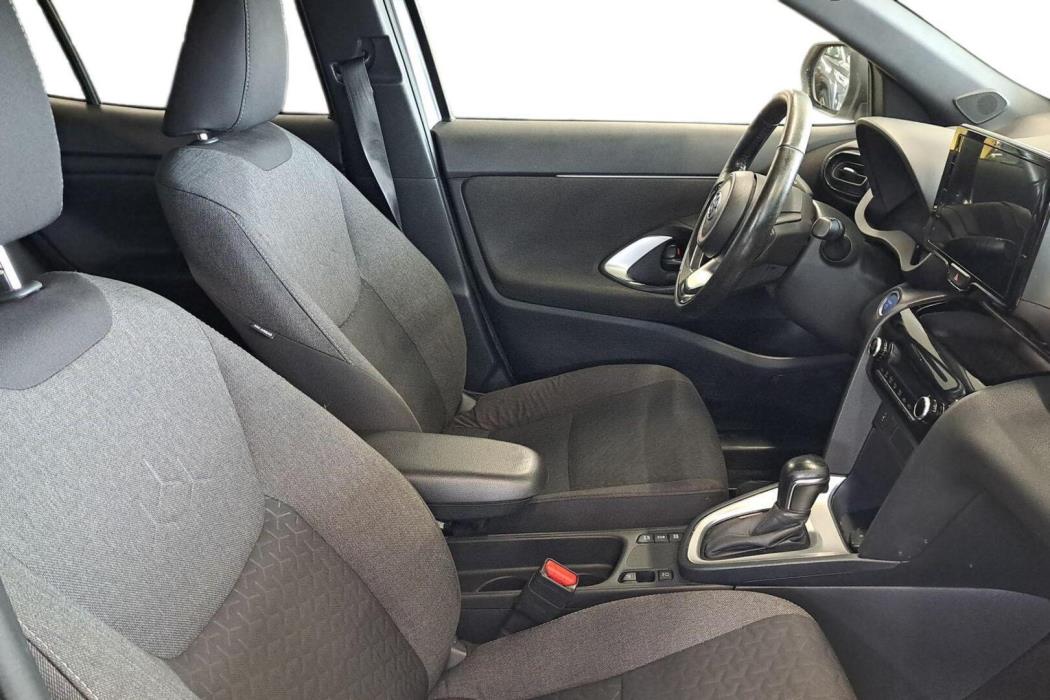 TOYOTA Yaris Cross 2022