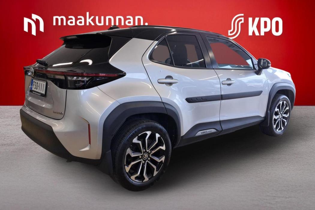 TOYOTA Yaris Cross 2022