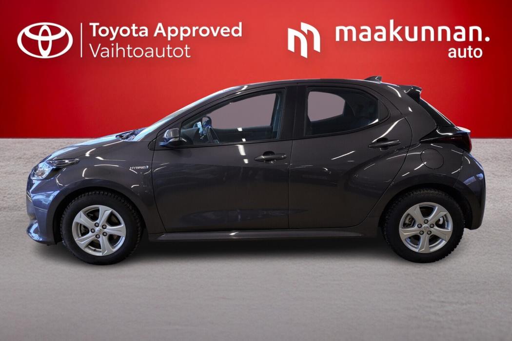 TOYOTA Yaris 2021