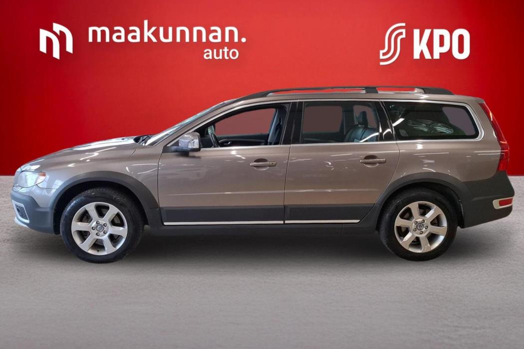 VOLVO XC70 2010