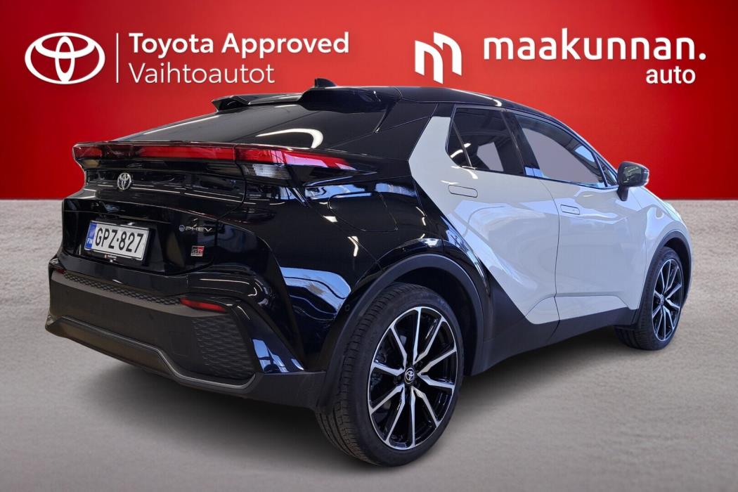 TOYOTA C-HR 2024
