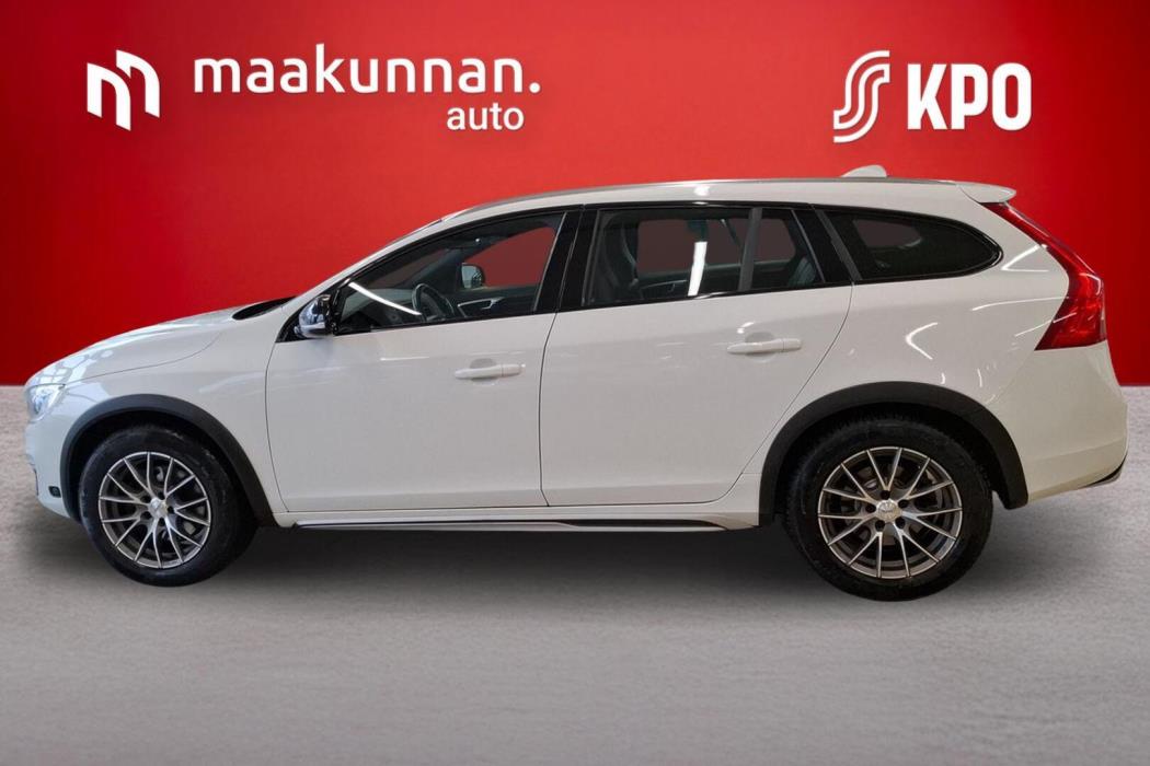 VOLVO V60 Cross Country 2016