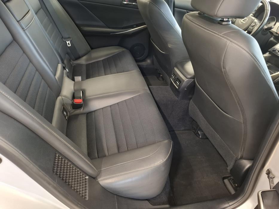 LEXUS IS 2014
