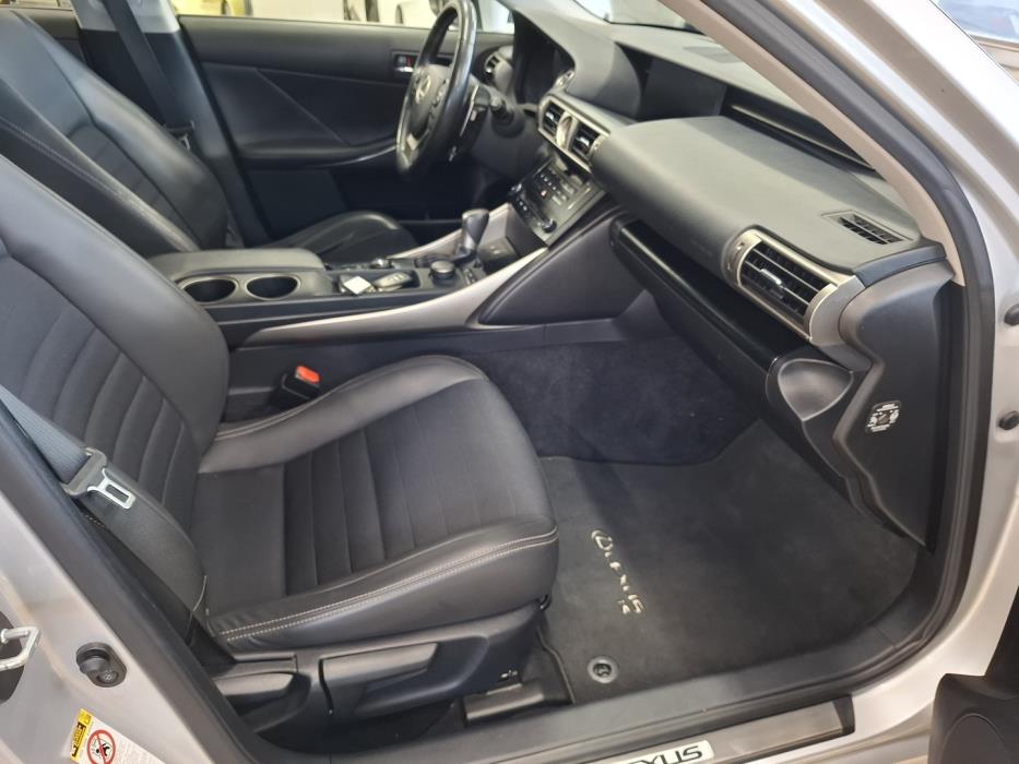 LEXUS IS 2014