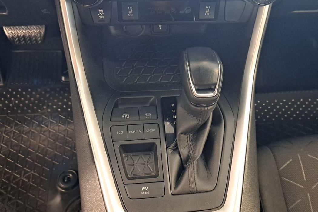 TOYOTA RAV4 2022