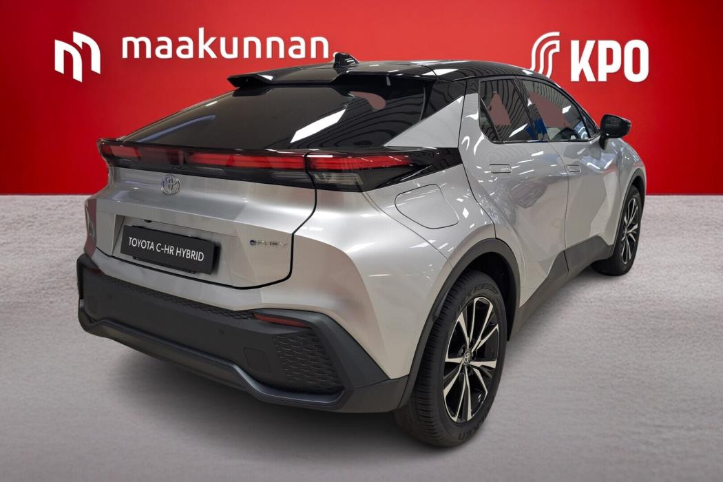 TOYOTA C-HR 2025