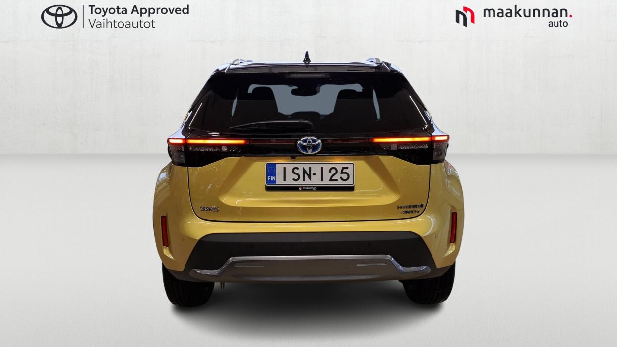 TOYOTA Yaris Cross 2022