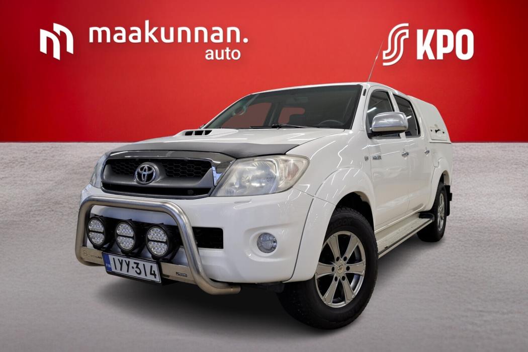 TOYOTA Hilux 2011
