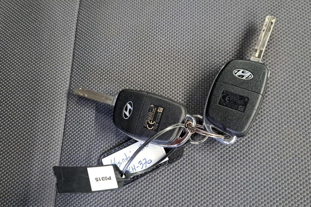 HYUNDAI i20 5d 2017