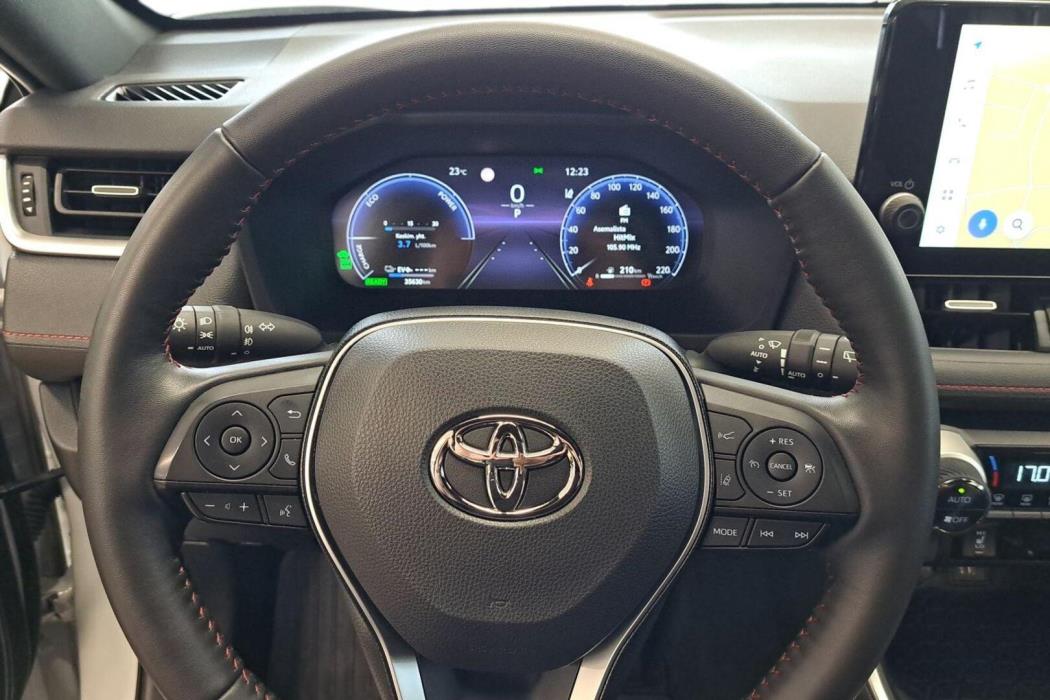TOYOTA RAV4 Plug-in 2025