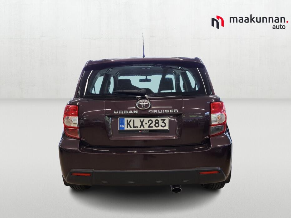 TOYOTA Urban Cruiser 2010