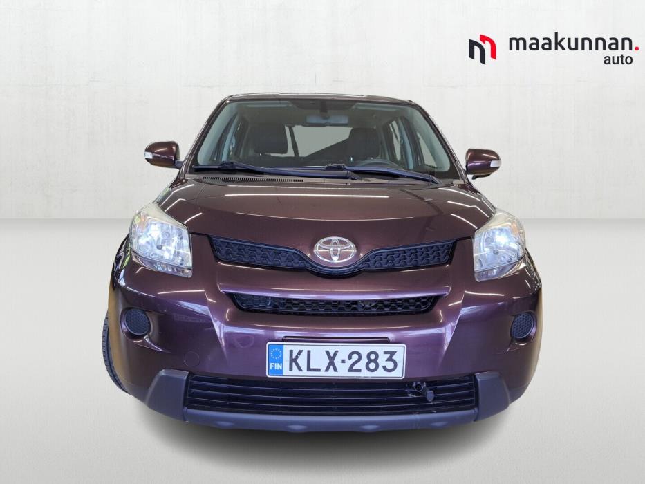 TOYOTA Urban Cruiser 2010