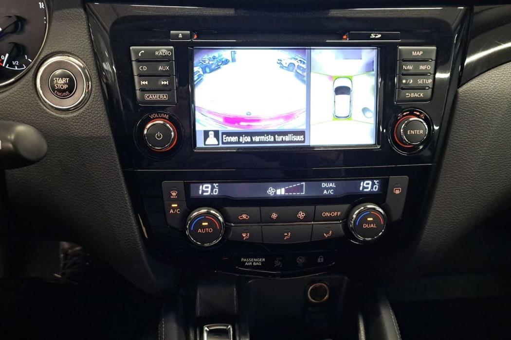 NISSAN Qashqai 2017