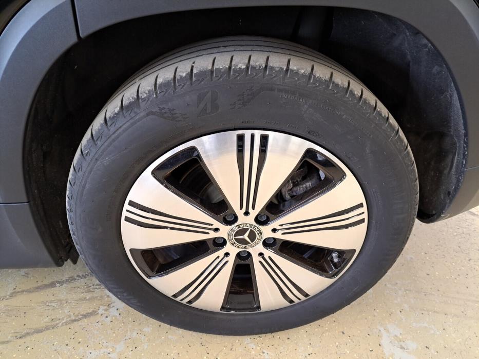 MERCEDES-BENZ EQB 2022