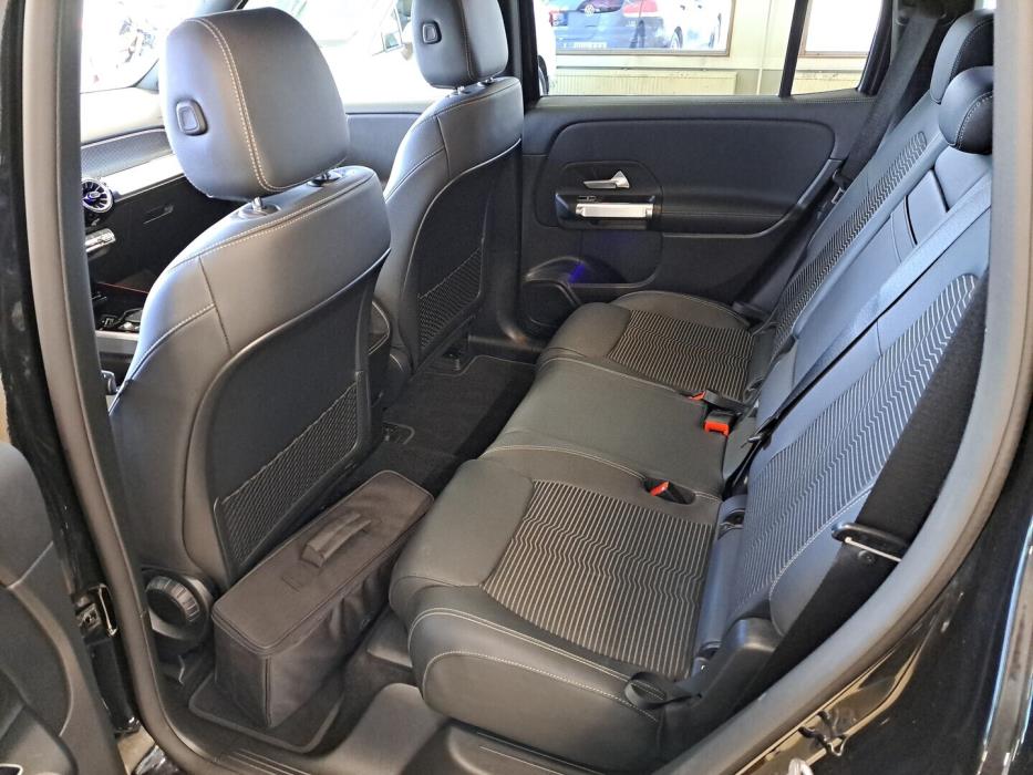 MERCEDES-BENZ EQB 2022