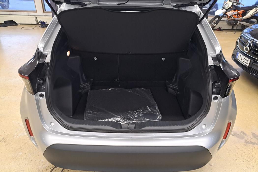 TOYOTA Yaris Cross 2026