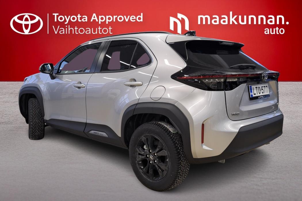 TOYOTA Yaris Cross 2026