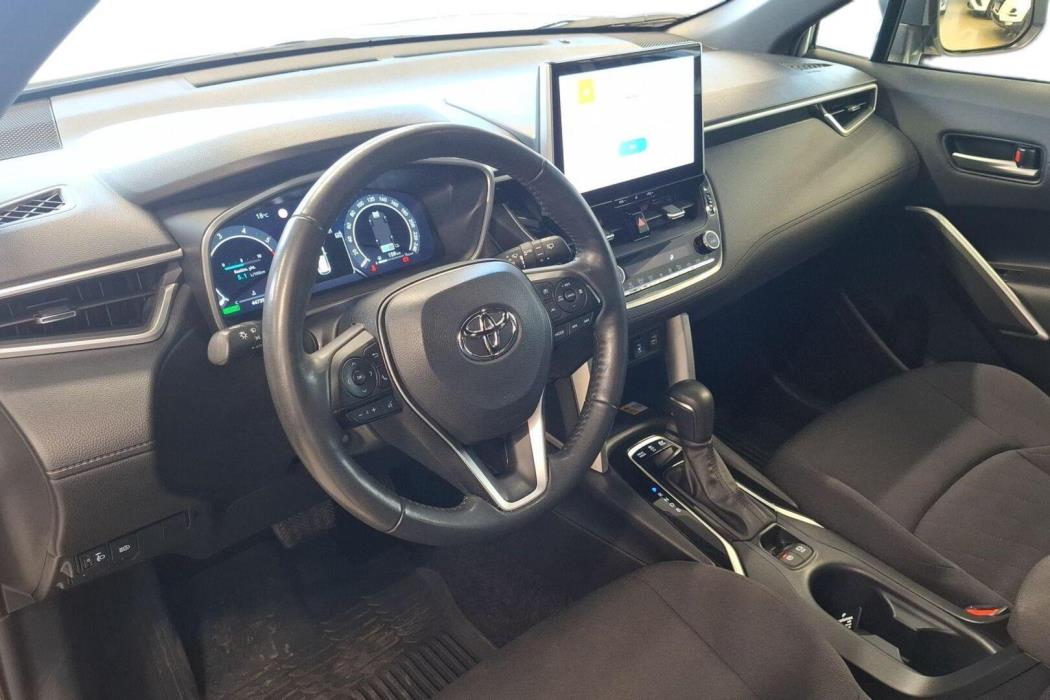 TOYOTA Corolla Cross 2024