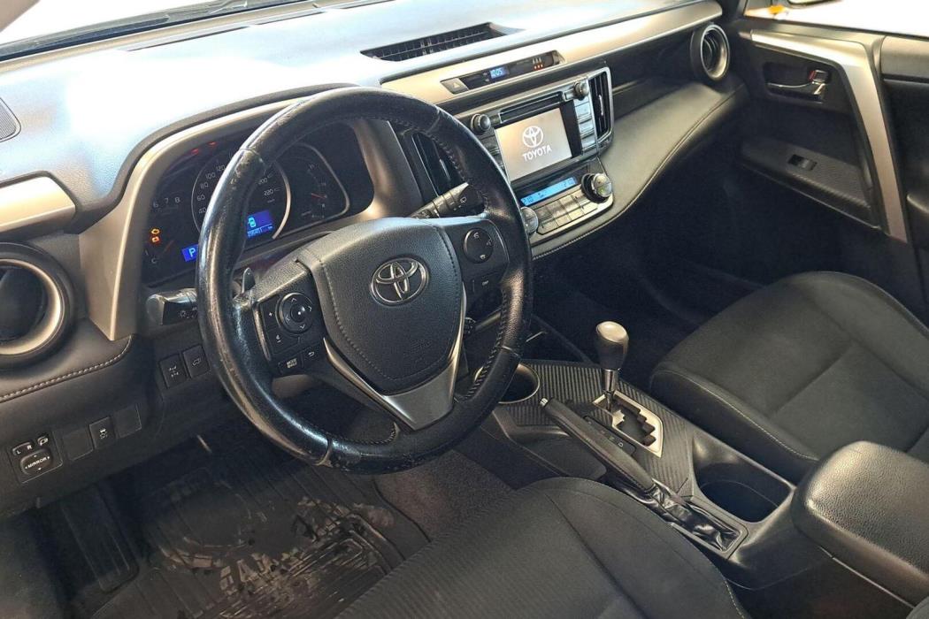 TOYOTA RAV4 2014