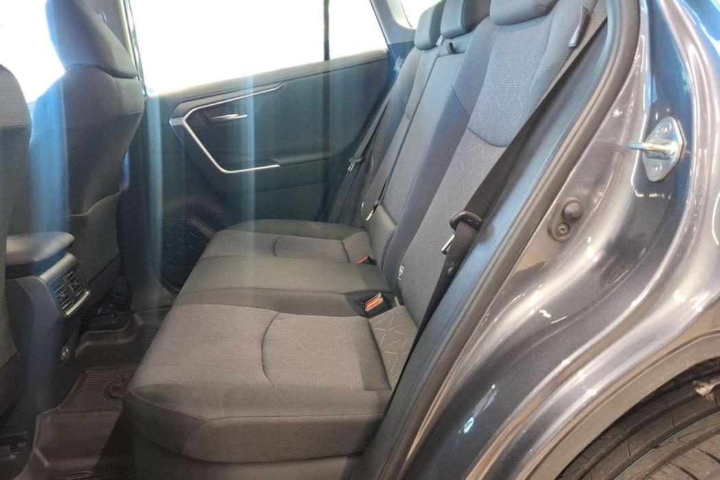 TOYOTA RAV4 2024