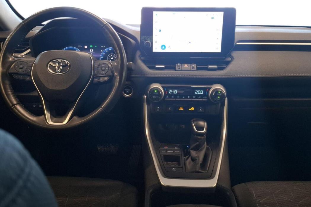 TOYOTA RAV4 2024