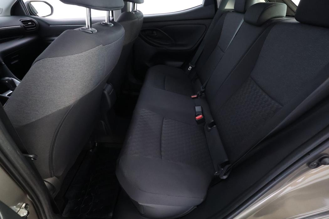 TOYOTA Yaris 2023