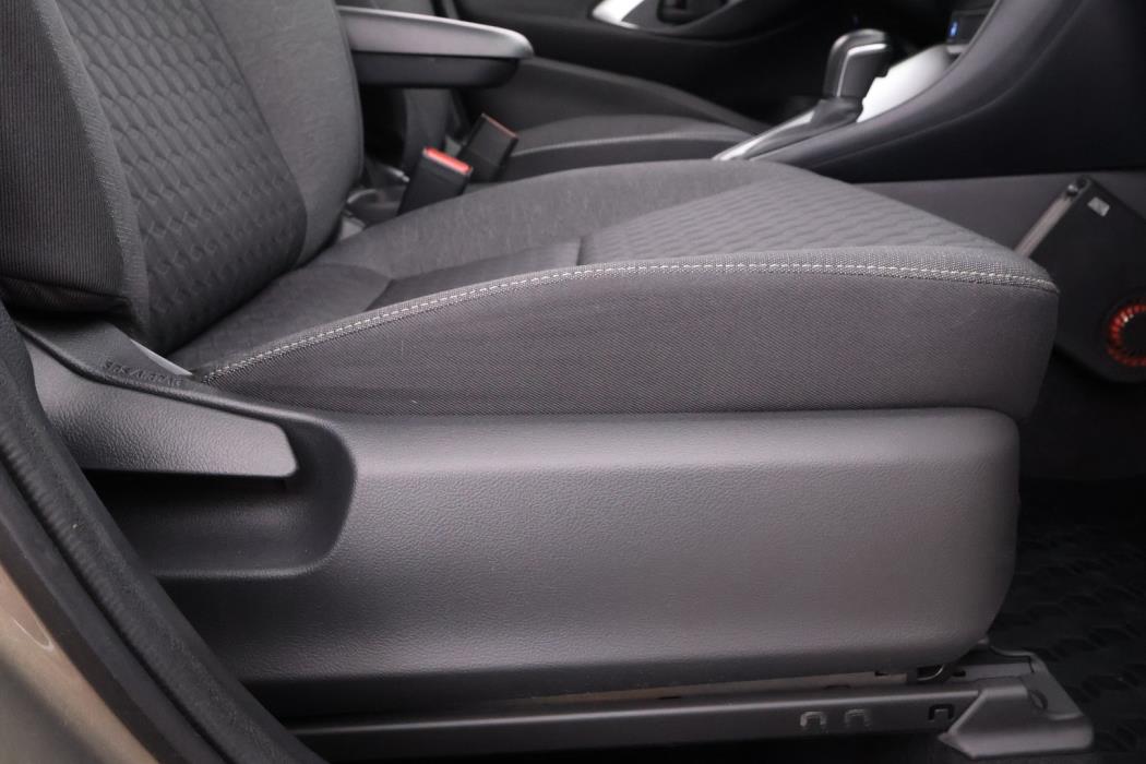 TOYOTA Yaris 2023