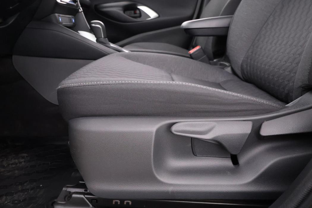 TOYOTA Yaris 2023