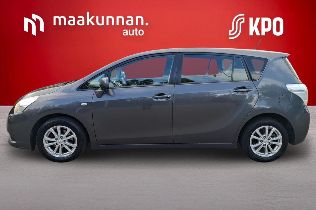 TOYOTA Verso 2010