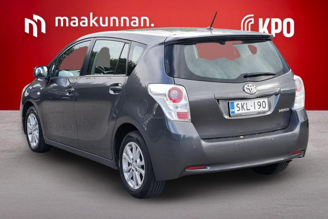 TOYOTA Verso 2010