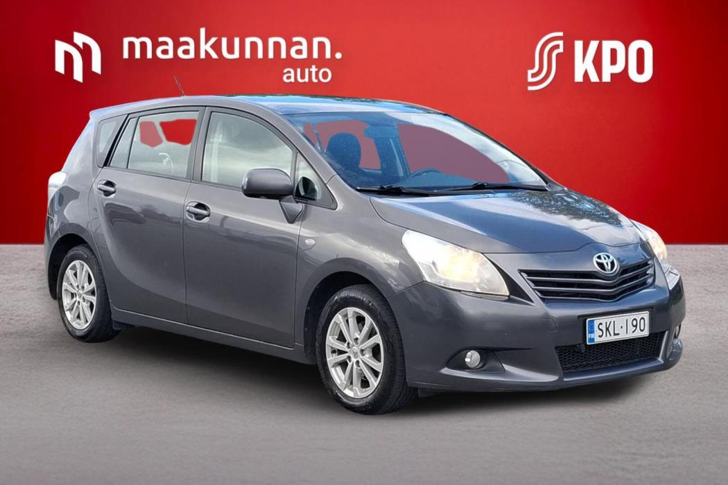 TOYOTA Verso 2010