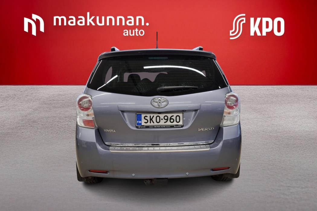 TOYOTA Verso 2012