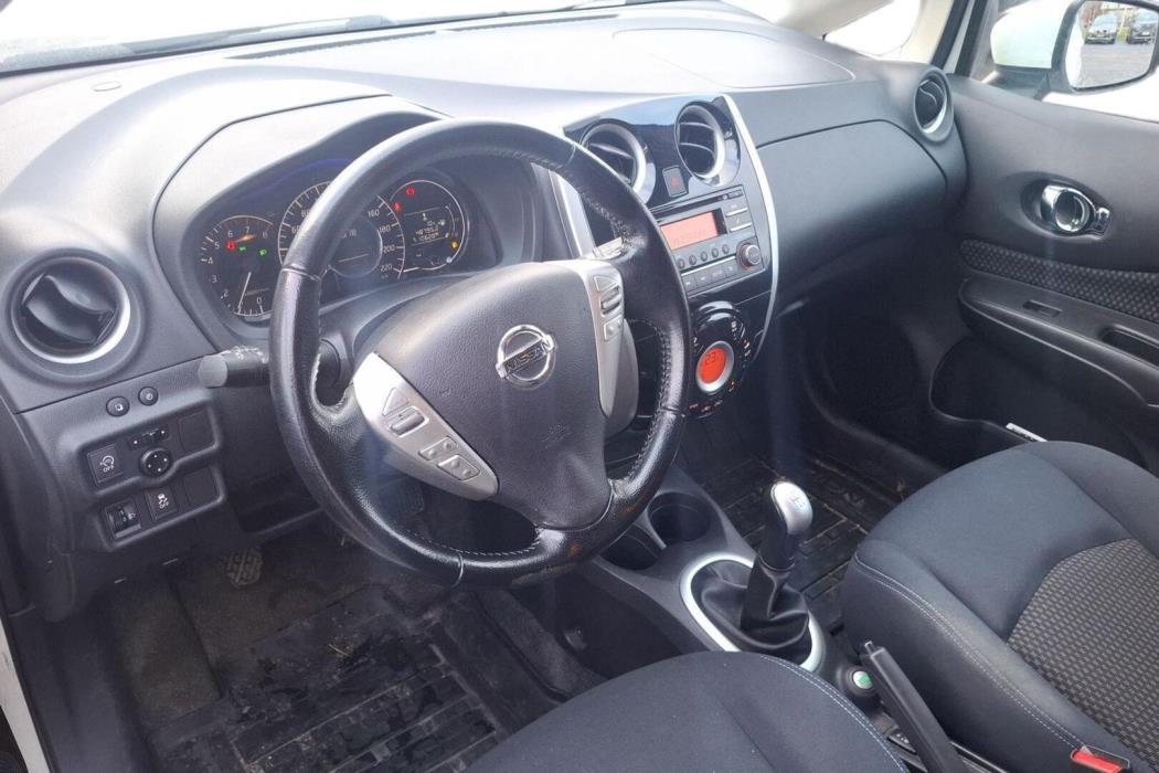 NISSAN Note 2016