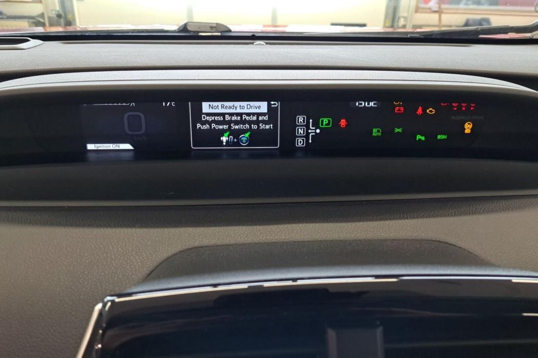 TOYOTA Prius 2019