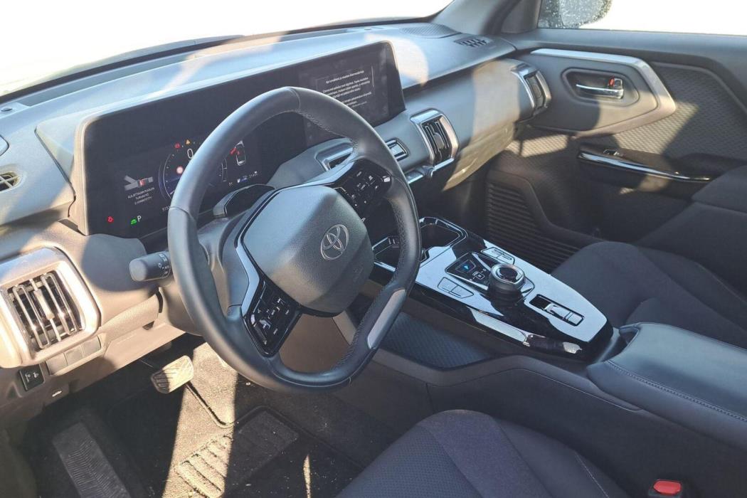 TOYOTA Urban Cruiser 2026