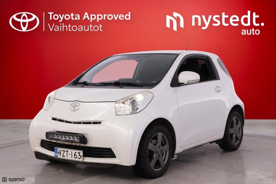 TOYOTA iQ 2010