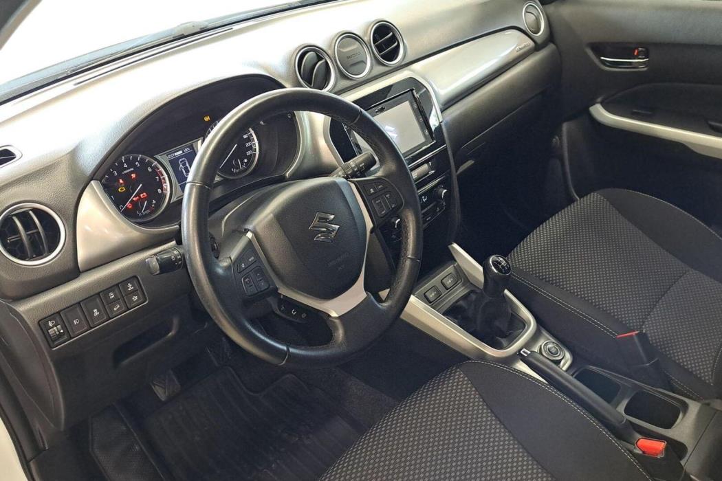 SUZUKI Vitara 2016