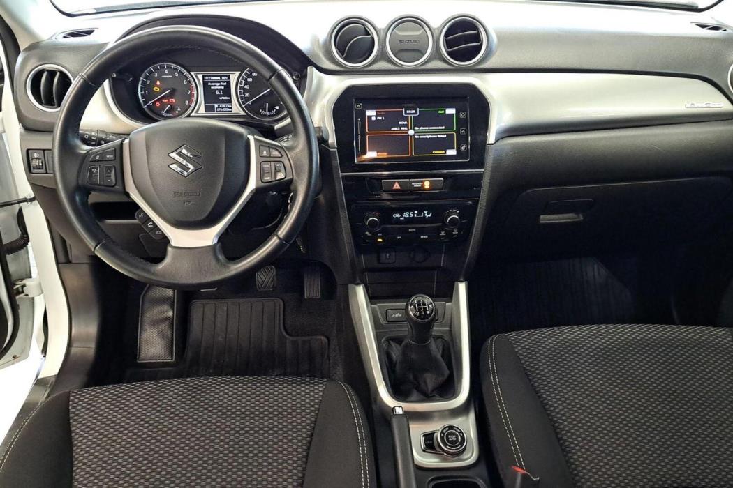 SUZUKI Vitara 2016