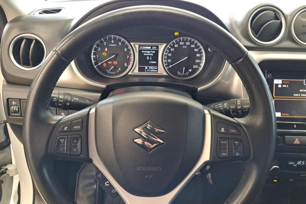 SUZUKI Vitara 2016