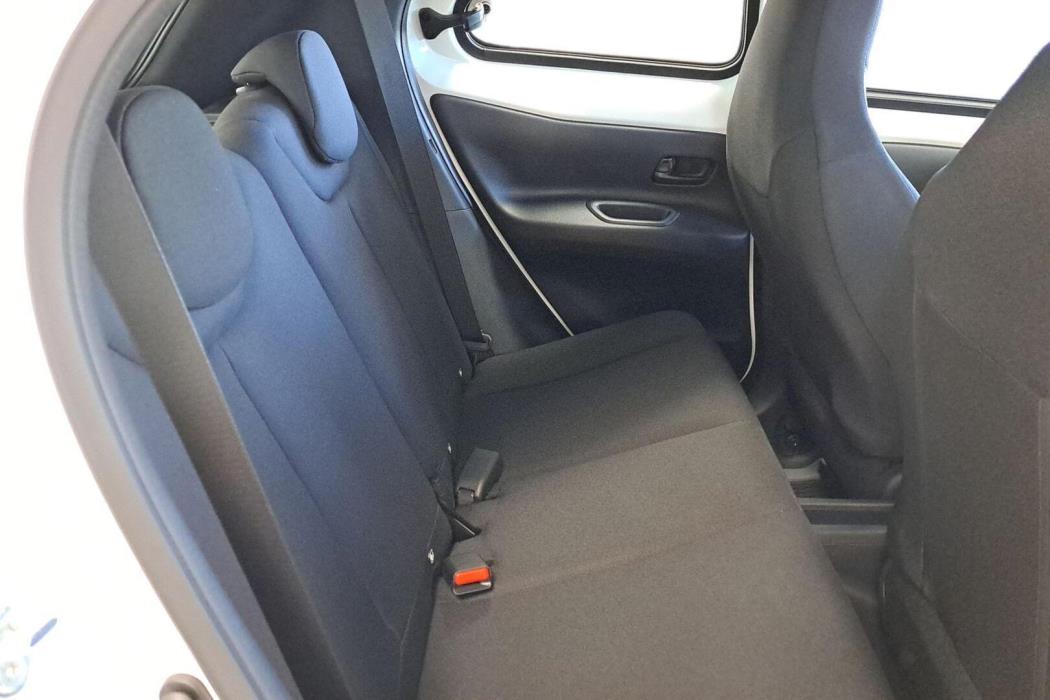 TOYOTA Aygo X 2026