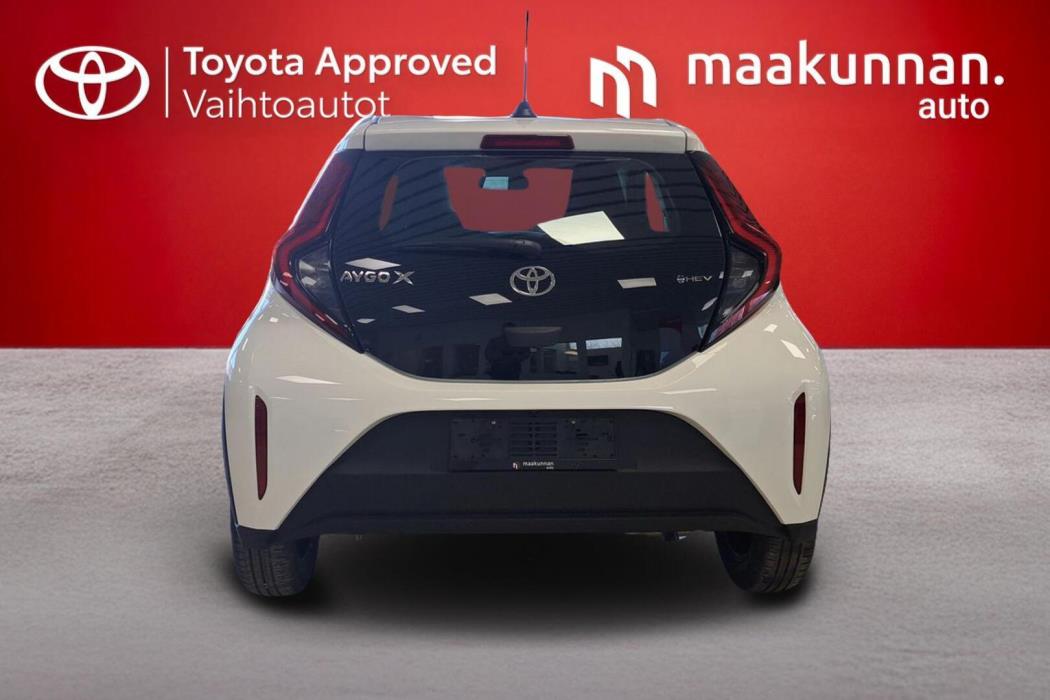 TOYOTA Aygo X 2026