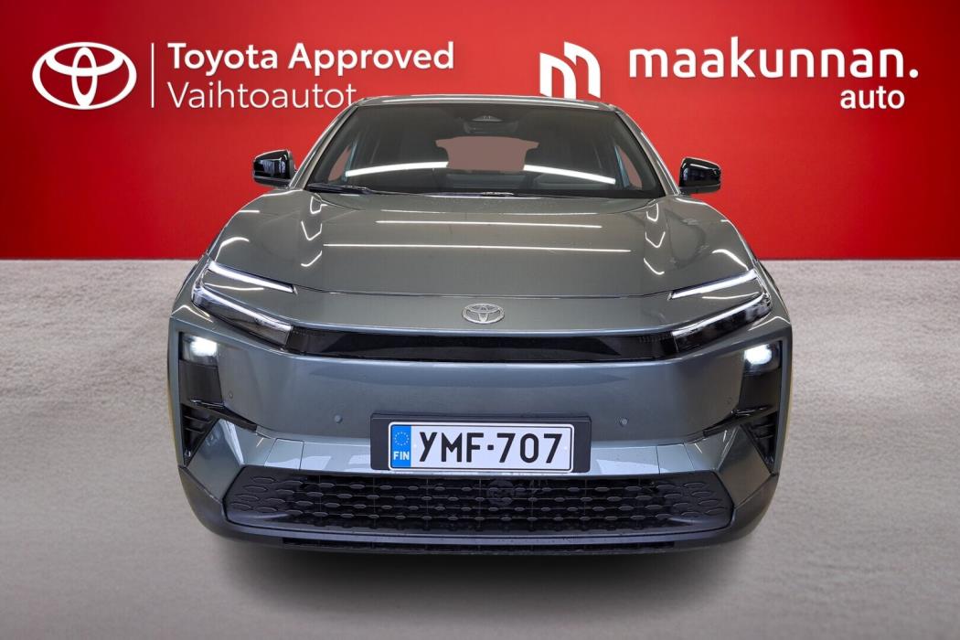 TOYOTA C-HR+ 2026