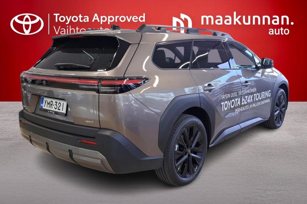 TOYOTA bZ4X Touring 2026